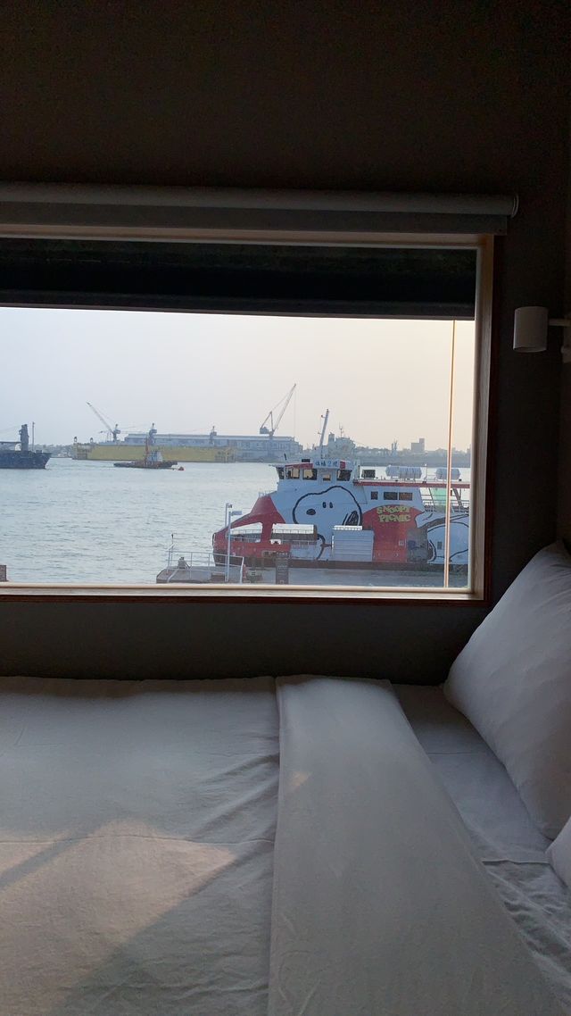 高雄棧貳沐居：體驗歷史倉庫的港景旅宿