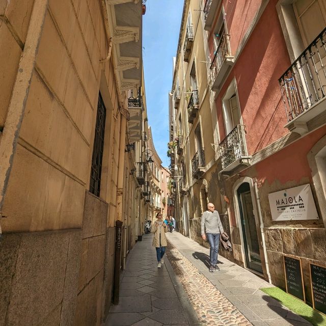 サルデーニャ島のカリアリでのんびり観光