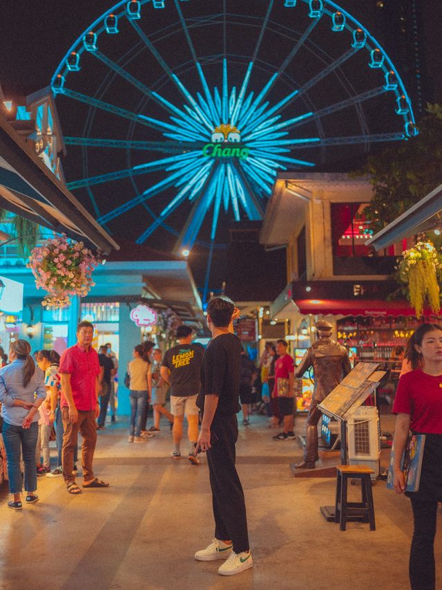 🎡방콕의 강변 야경을 보며 관람차 배경으로 인생샷도 찍고 즐길 수 있는 야시장“아시아티크” 