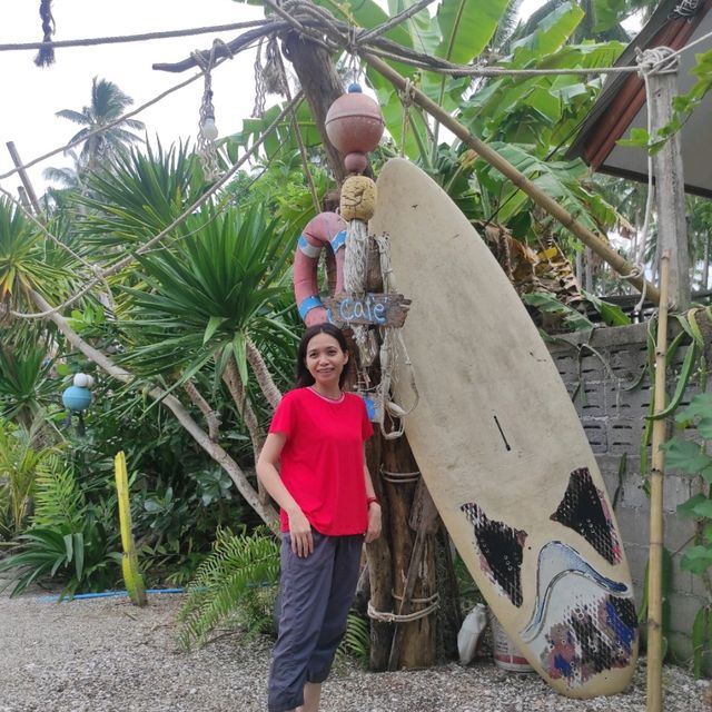 Mangrove Beach Cafe'