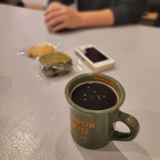 일본 후쿠오카 여행 중 들려보면 좋을 카본 커피 CARBONCOFFEE