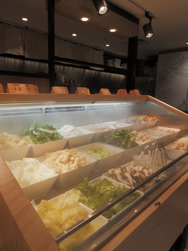 愉景新城火鍋店，午市套餐價格優惠