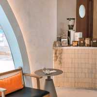 คาเฟ่เปิดใหม่ Casa Myka หาดดงตาล