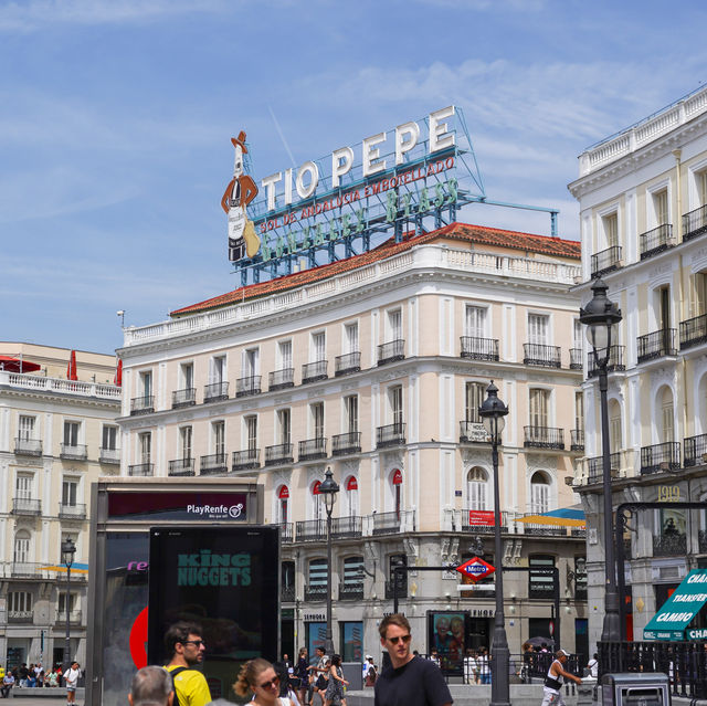 🇪🇸스페인 마드리드 솔광장에서 곰동상이랑 사진찍기🇪🇸