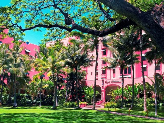 🏖️ Royal Hawaiian Vacation
