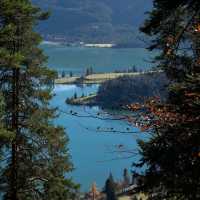 馬林湖：湖光山色，仙境般美麗