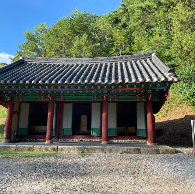 荘陵　端宗のお墓に参る