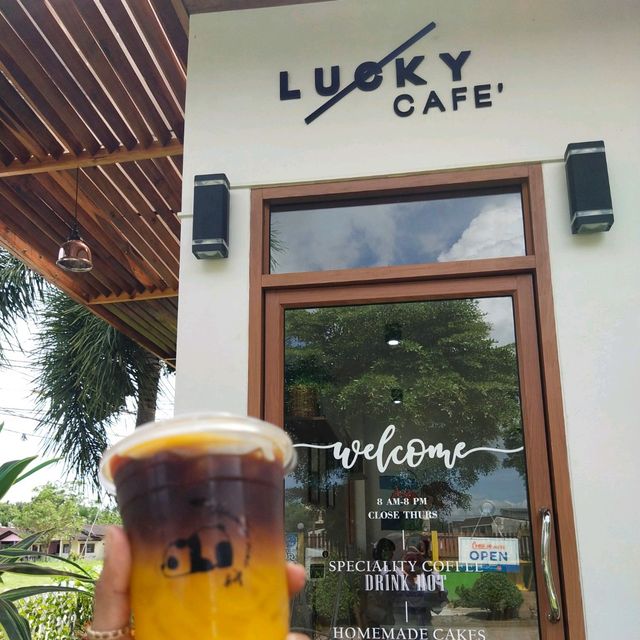 คาเฟ่ลับ บางสะพาน