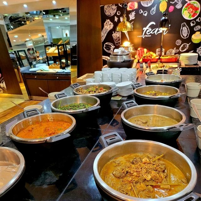Saturday Brunch @ FEAST 
