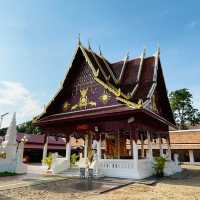 พระธาตุแช่แห้ง