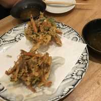 駐車場跡地にできた小料理屋さん