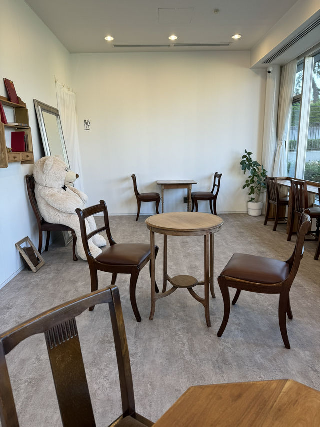 【北九州カフェ】図書館にあるくまさんが待つ落ち着いた可愛いカフェ🧸
