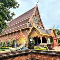 Wat Neramit Wipatsana 