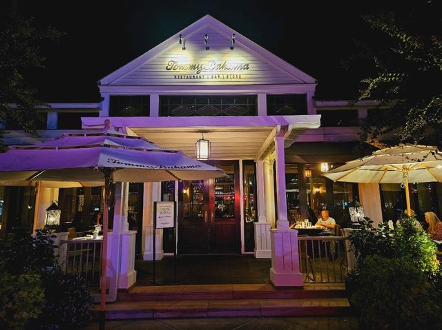 Back to Tommy Bahama, a great restaurant at The Woodlands