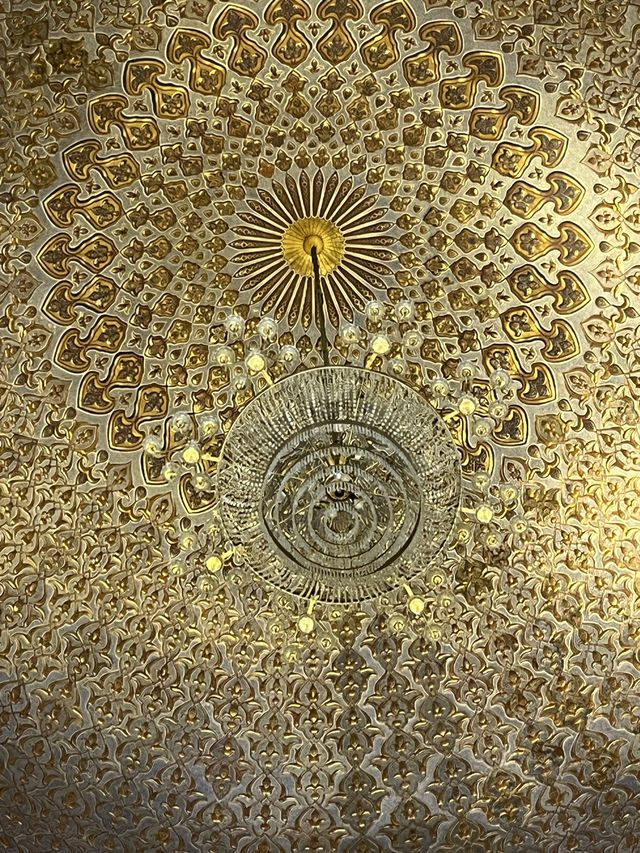 孤獨星球推薦的撒馬爾罕景點：帖木兒墓🇺🇿🪦🕌🌟