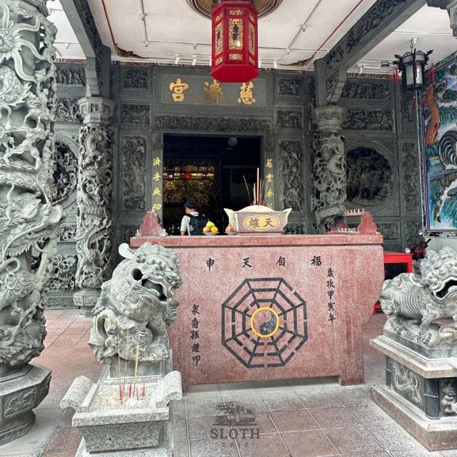 👍 สถาปัตยกรรมแบบจีนที่งดงาม Yap Temple