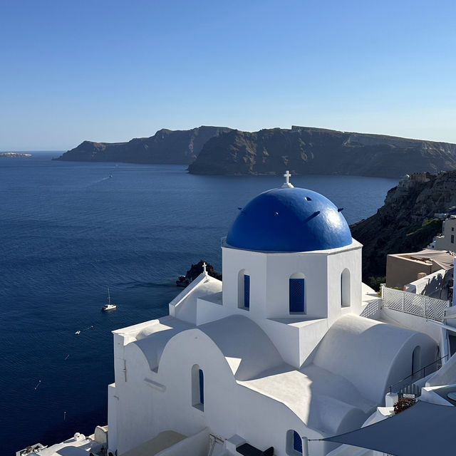 Sophia Oia View Room Tour