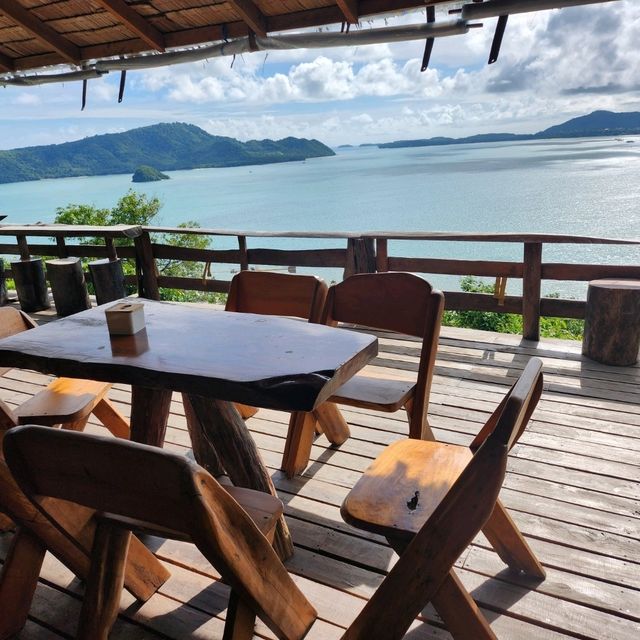 Tarzan Seaside Phuket จุดชมพระอาทิตย์ตก