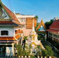 泰國曼谷市區歷史古跡皇家寺廟:Wat Sutthiwararam，精美絕倫的建築和雕像，適合打卡拍照📸好去處