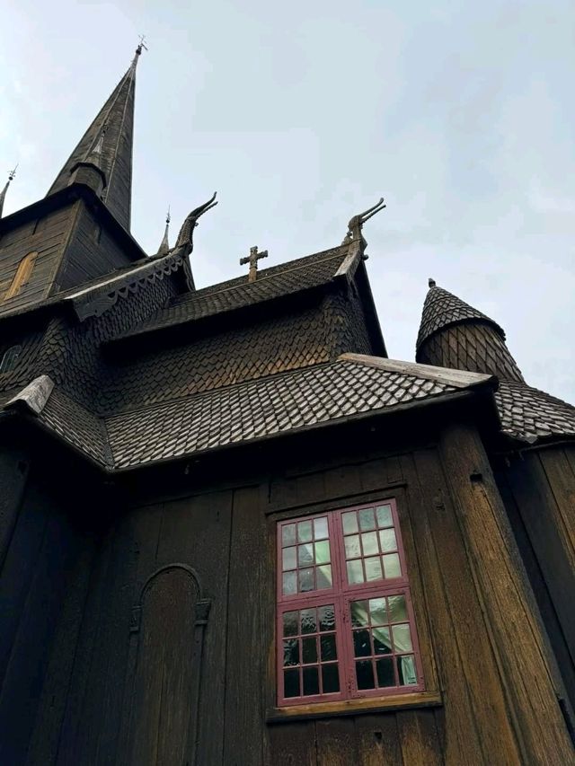 โบสถ์ไม้ Lom Stave Church