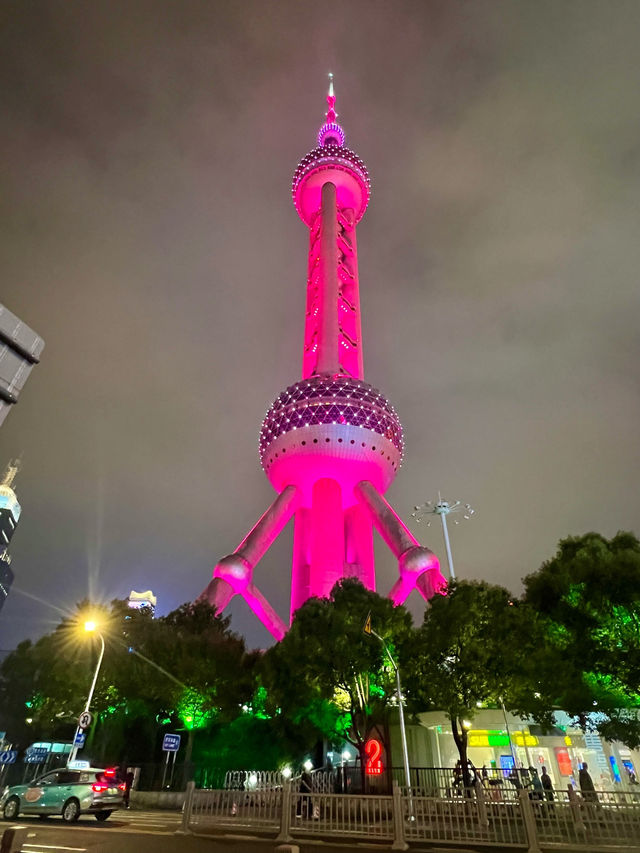 Lujiazui แจกพิกัดเที่ยว ถ่ายรูปยามค่ำคืน