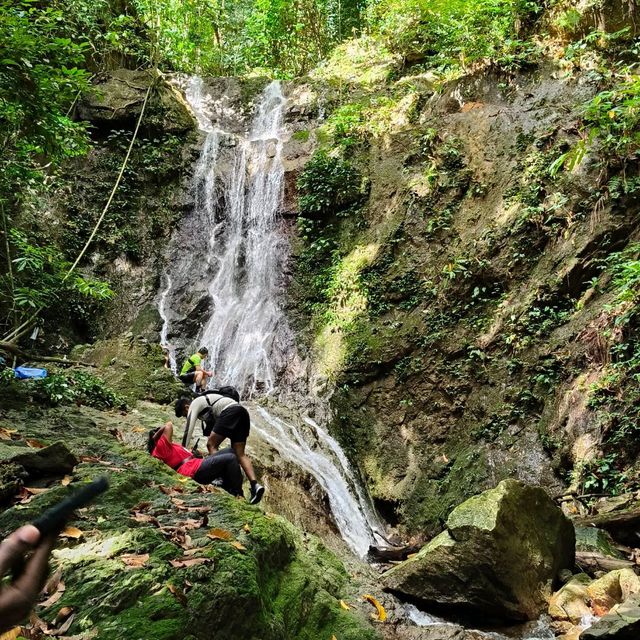 Easy hike to a waterfall in Semenyih