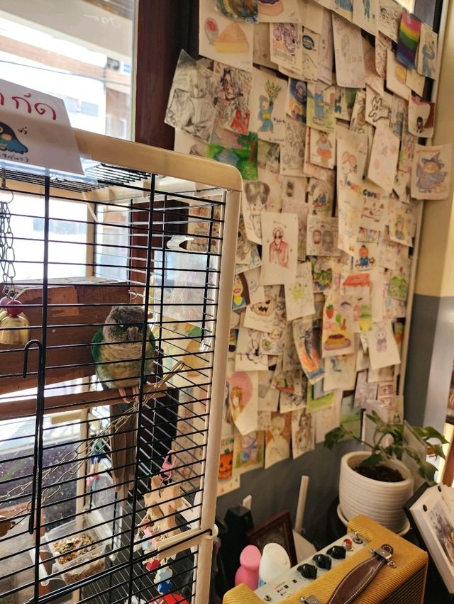 【バンコク】グラスに名前を書いてくれる、おばあちゃん家のようなカフェ🍵