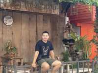สองผัวเมีย / SongPhuaMia Cafe & Bar (Husband & Wif