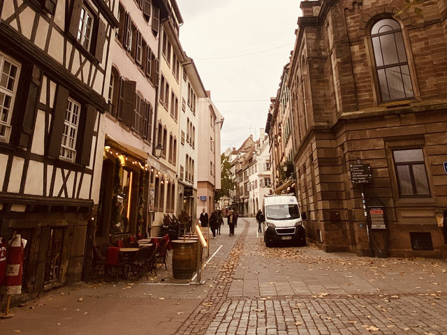 📍 小法國&伊爾湖畔 | 旅遊時刻 🏰