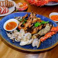 บุฟเฟต์ปูอลาสก้า Courtyard by Marriott Phuket Town