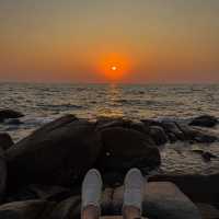 “ลานหินขาว” จ.ระยอง จุดชมพระอาทิตย์ตกที่สวยมาก🏝️🌅