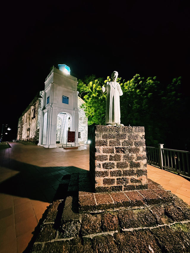Mystical Night at A’Famosa & St. Paul’s Church 🌙✨