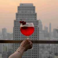 Rooftop bar สุดชิล วิวใจกลางเมือง โซนสุขุมวิท กทม.