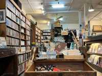 時光二手書店