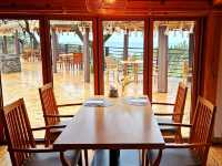 We had a scumptious breakfast at The SEAES Hotel and Resort