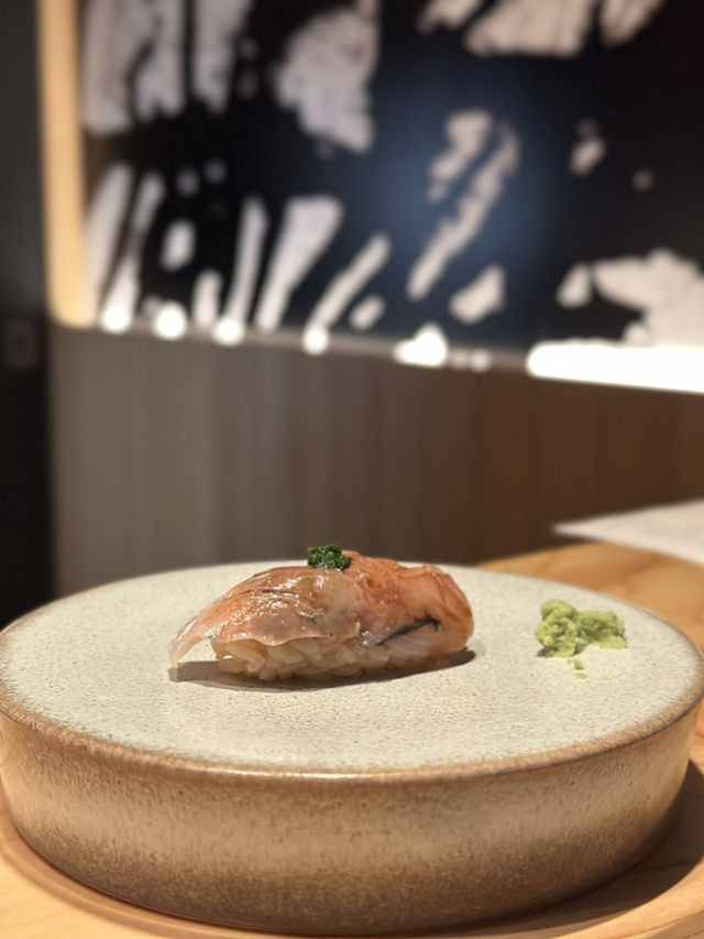 ✨🍣 東京 Omakase 初體驗，味蕾的極致享受！ 🍶💛