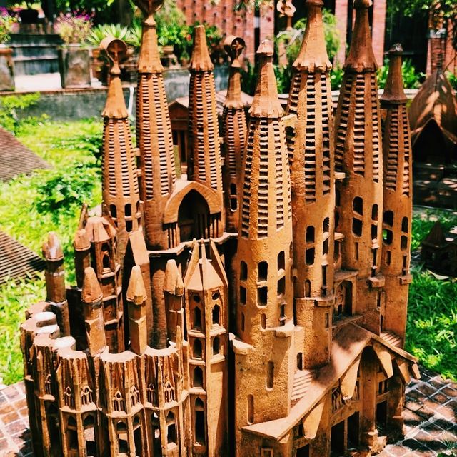 Exploring Thanh Ha Terracotta Park: A Miniature World in Clay