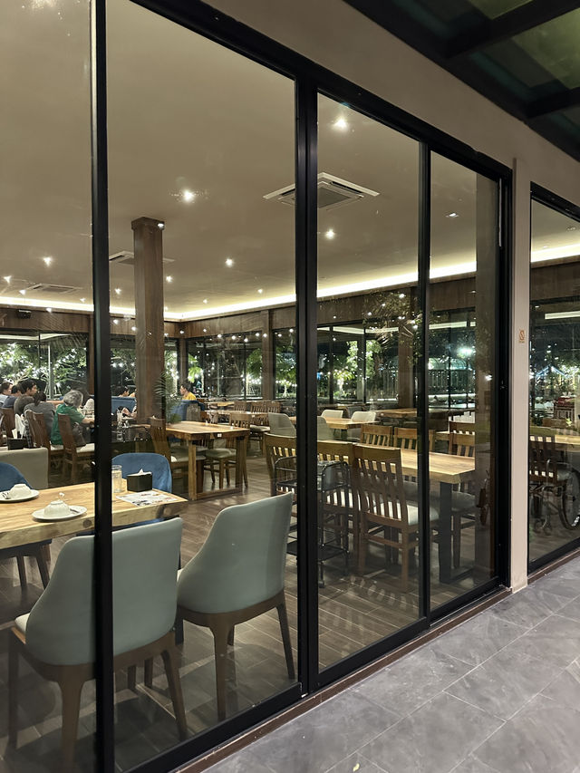 ร้านอาหารสวยบรรยากาศดี ใกล้กทม. 