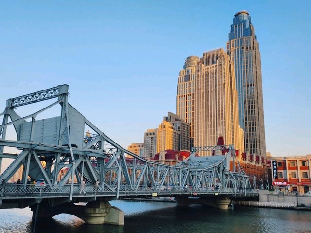 天津•海河，大光明橋，解放橋，世紀鐘，津灣廣場