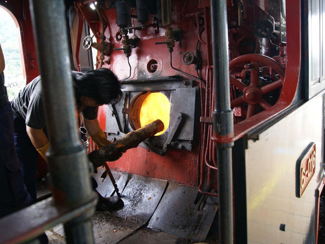 Exploring Kota Kinabalu, Sabah: A Journey on the North Borneo Heritage Train