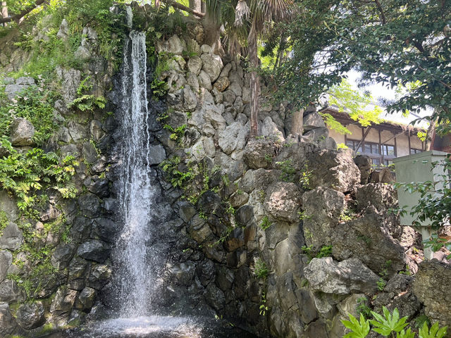【麋城の滝】