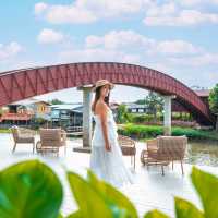 Sala Bang Pa-In ที่พักริมเเม่น้ำวิวดีสุดปัง