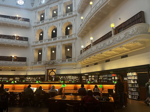 Explore one of the world’s top ranked libraries in Melbourne 