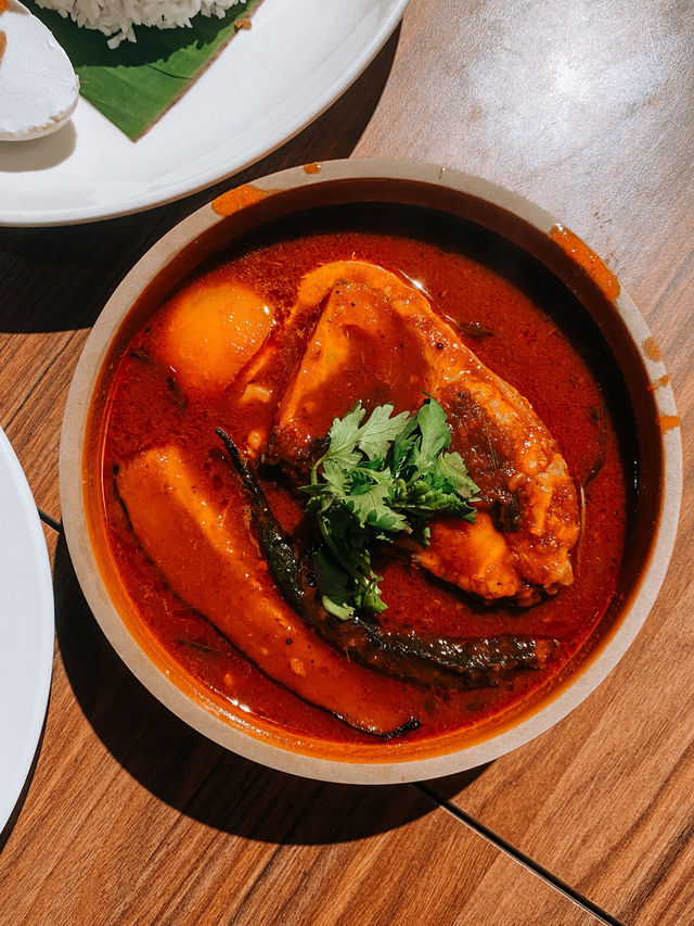 Best of both bites - Western & local 🍛