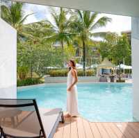 รีสอร์ทสวยที่ภูเก็ต มีสระว่ายน้ำล้อมรอบโรงแรม