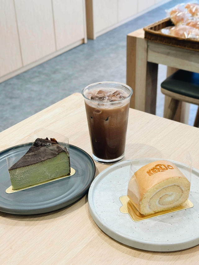 Kenjo Bakery in JB
