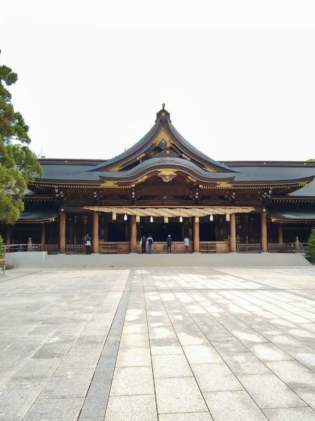 A Peaceful Day in Samukawa – Shrines, Sakura & a Slow Walk