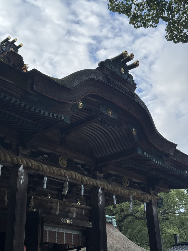 : 「港女征服金刀比羅宮！785級天梯爬上去你可以實現願望+神馬禁摸令 附商店街停車費回贈秘技🇯🇵」**    ---