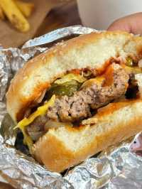 Five Guys ร้านแฮมเบอร์เกอร์ในเซี่ยงไฮ้