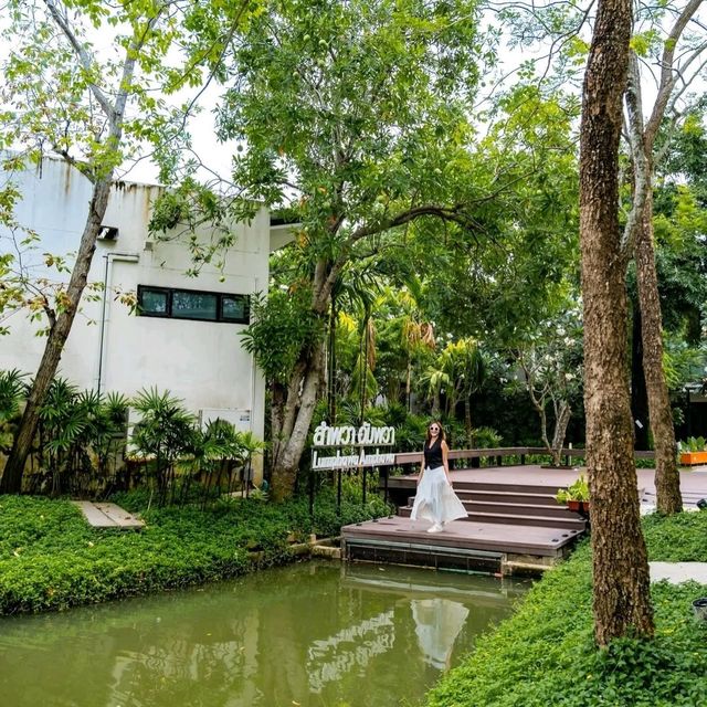 ที่พักติดริมคลอง บรรยากาศส่วนตัว อัมพวา
